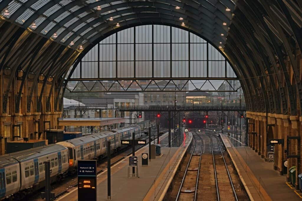 kings-cross-station-london